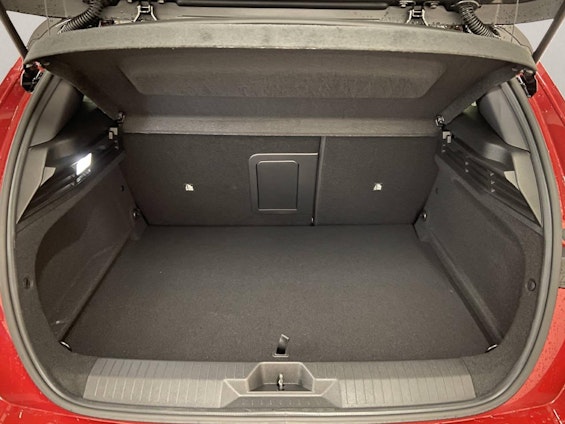 Vehicle image 11 Vehicle image 11