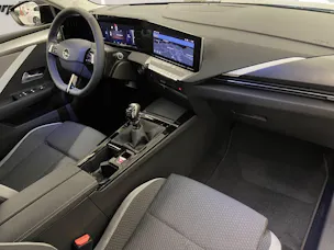Opel Astra 1.2 T Swiss