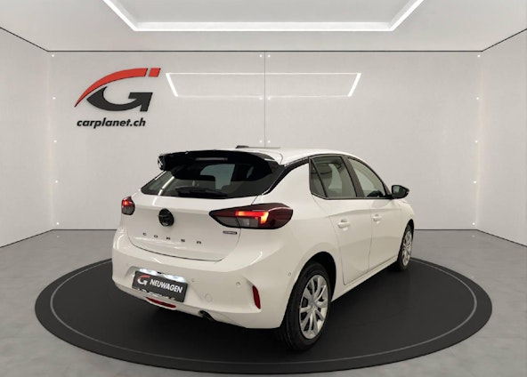 Vehicle image 3 Vehicle image 3