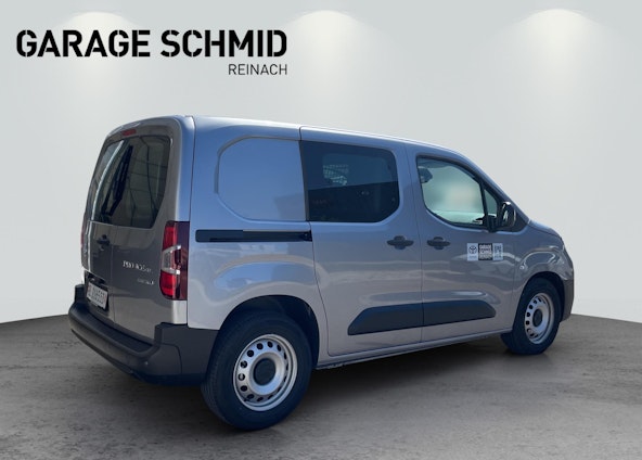 Vehicle image 6 Vehicle image 6