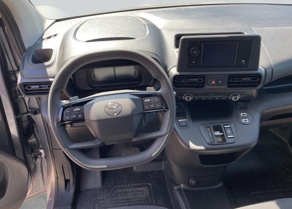 Vehicle image 11 Vehicle image 11