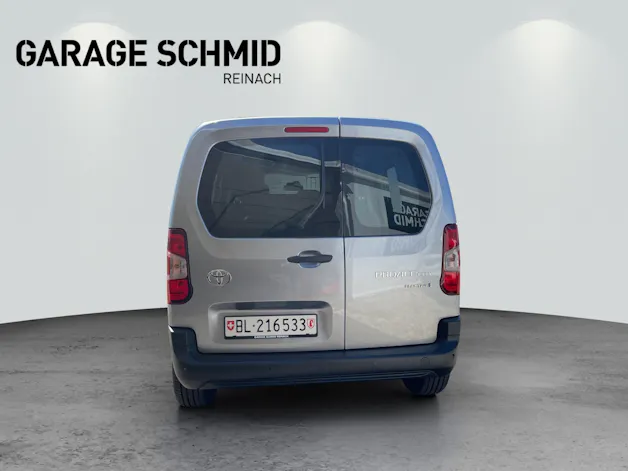 Toyota PROACE CITY Van L1 52KWh Active