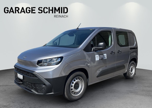 First vehicle image First vehicle image