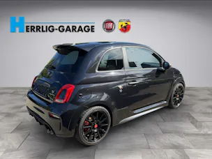 Fiat 595 Abarth 1.4 T-Jet 180 Scorpion Legend