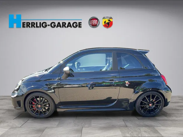 Fiat 595 Abarth 1.4 T-Jet 180 Scorpion Legend