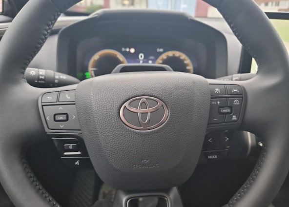 Vehicle image 15 Vehicle image 15