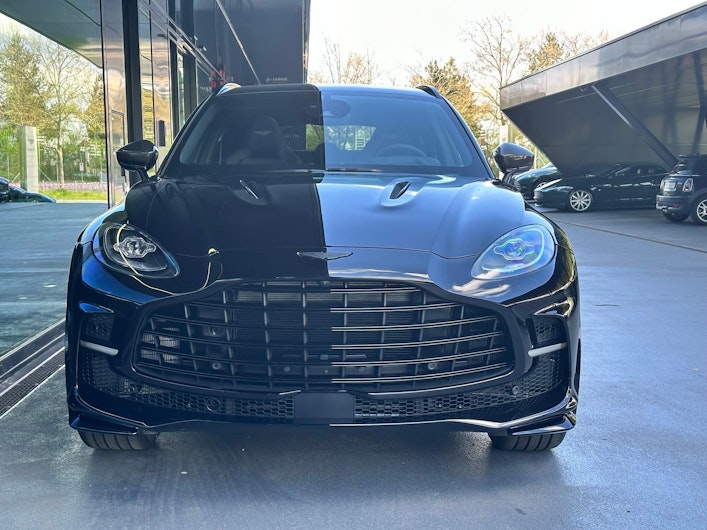 Vehicle image ASTON MARTIN DBX
