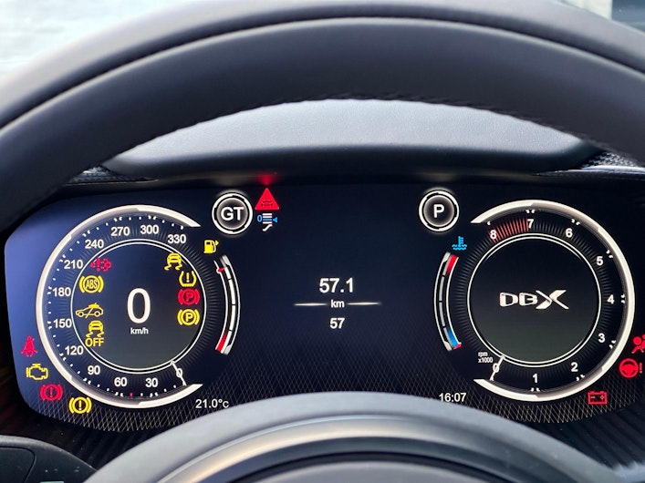 Vehicle image ASTON MARTIN DBX