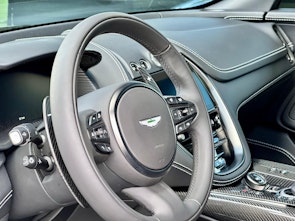 Vehicle image ASTON MARTIN DBX 707 4.0 V8 Bi-Turbo
