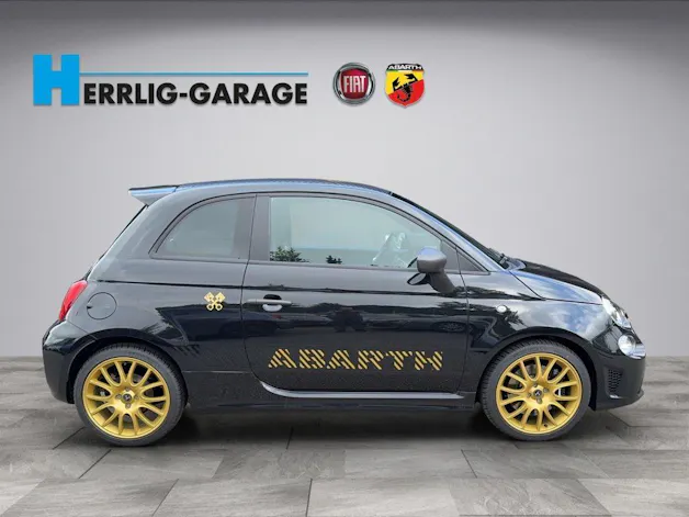 Fiat 695 Abarth 1.4 T-Jet 180 75 Anniversario