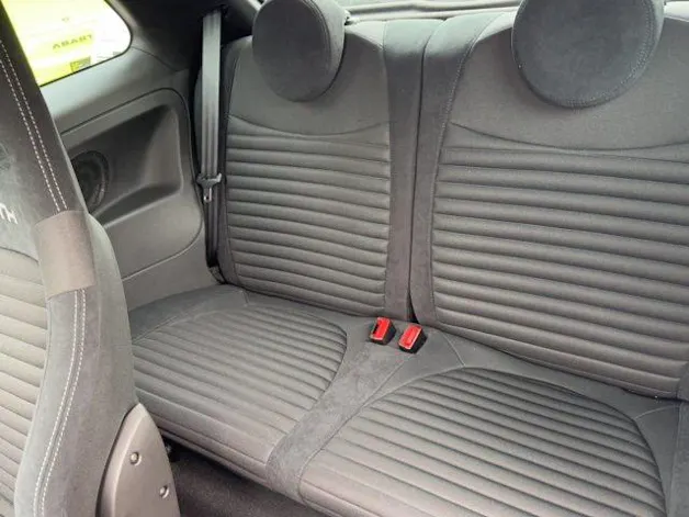 Fiat 695 Abarth 1.4 T-Jet 180 Competizione