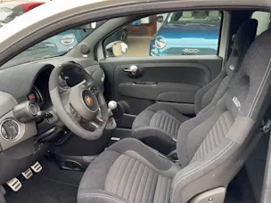 Fiat 695 Abarth 1.4 T-Jet 180 Competizione