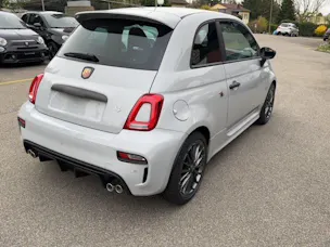 Fiat 695 Abarth 1.4 T-Jet 180 Competizione