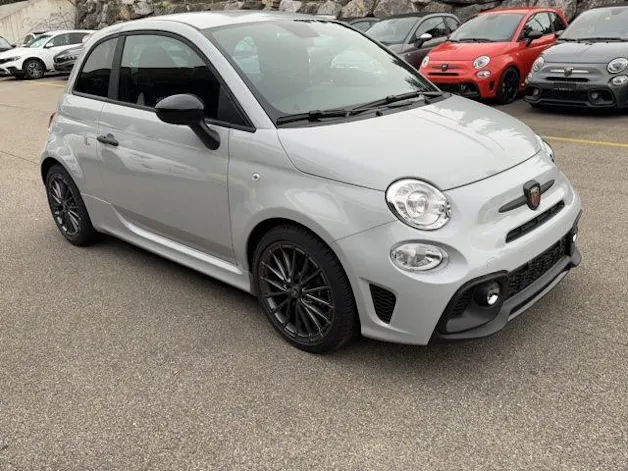Fiat 695 Abarth 1.4 T-Jet 180 Competizione