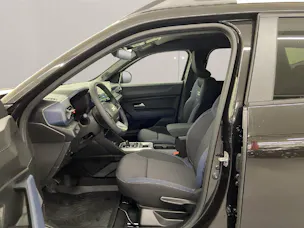 Dacia Duster Journey Hybrid 140