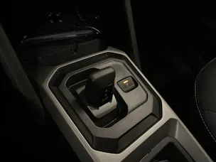 Dacia Duster Journey Hybrid 140