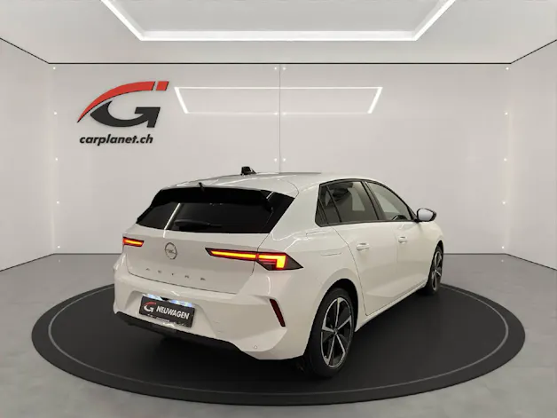 Opel Astra 1.2 T 130 Edition