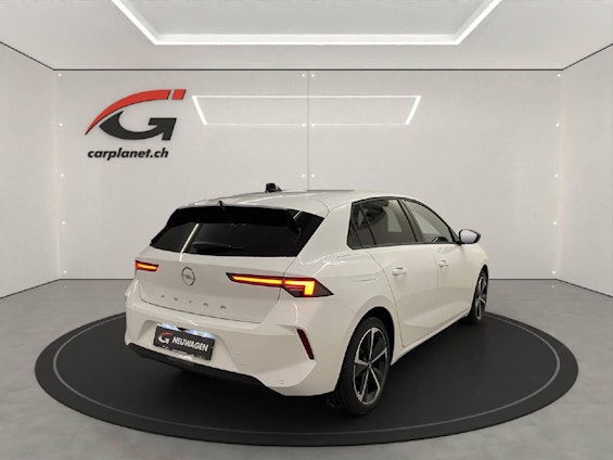 Vehicle image 3 Vehicle image 3