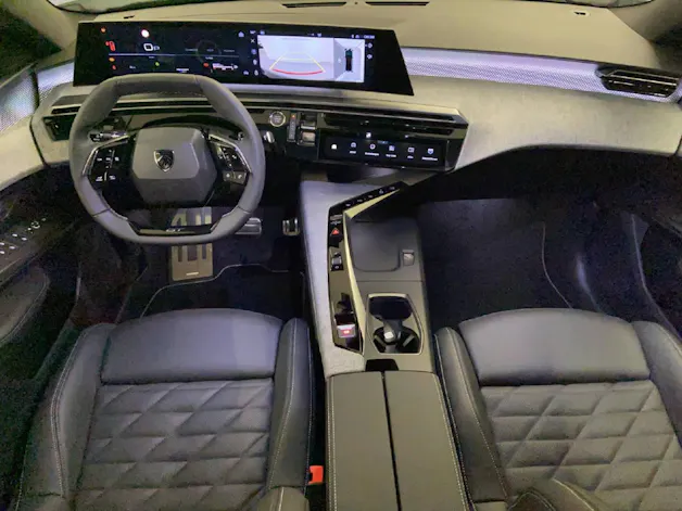 Peugeot 5008 1.2 Hybrid GT
