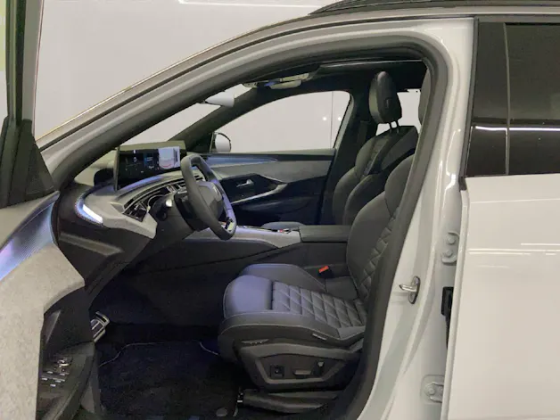 Peugeot 5008 1.2 Hybrid GT