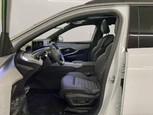 Peugeot 5008 1.2 Hybrid GT