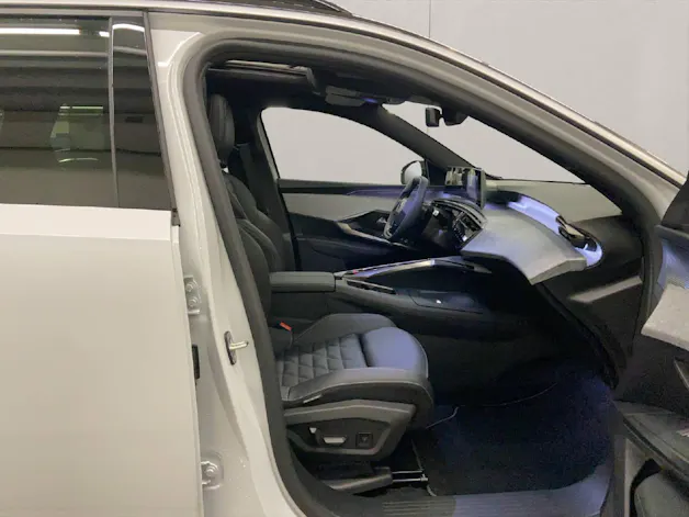Peugeot 5008 1.2 Hybrid GT