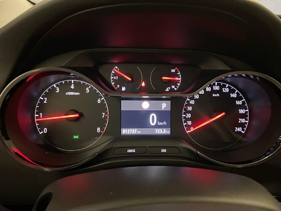 Vehicle image 9 Vehicle image 9