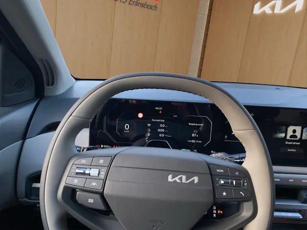 Kia EV3 81 kWh Earth+