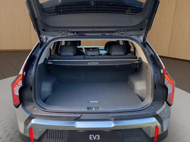 Kia EV3 81 kWh Earth+