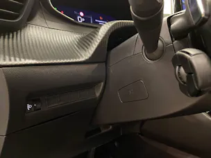 Peugeot 208 Hybrid Rallye 110