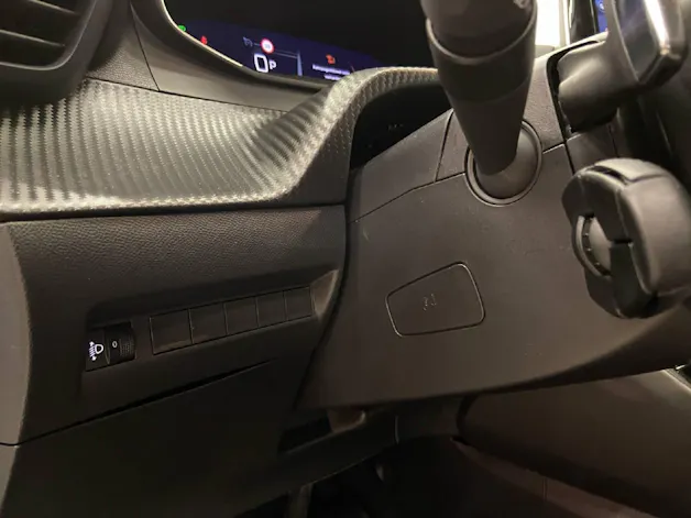 Peugeot 208 Hybrid Rallye 110