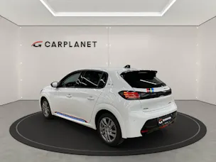 Peugeot 208 Hybrid Rallye 110