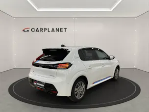 Peugeot 208 Hybrid Rallye 110