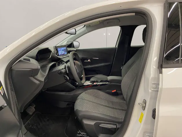 Peugeot 208 Hybrid Rallye 110