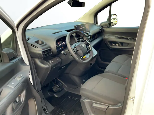 Toyota PROACE CITY Van L2 52KWh Advanced