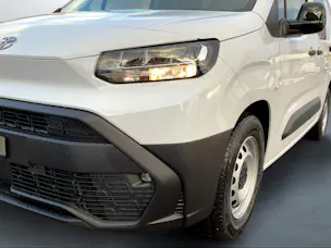 Toyota PROACE CITY Van L2 52KWh Advanced