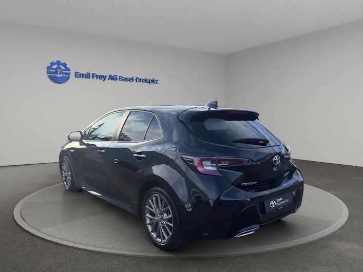 Vehicle image TOYOTA COROLLA