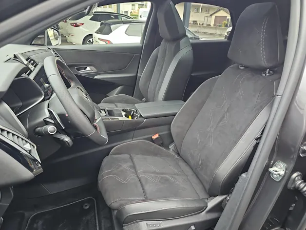 DS Automobiles 7 1.6 E-Tense Ligne Noire 4x4