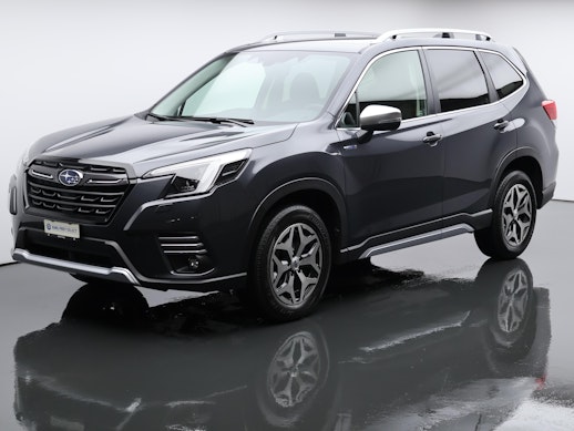 SUBARU Forester Station 2.0i e-Boxer Swiss Plus 0
