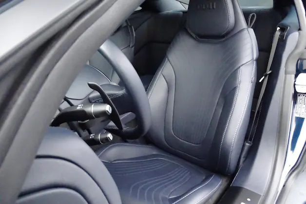 Aston Martin DB11 Coupé 4.0 V8 Bi-Turbo