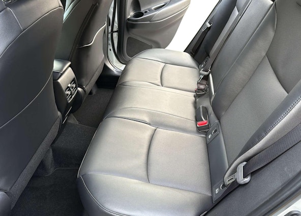 Vehicle image 8 Vehicle image 8