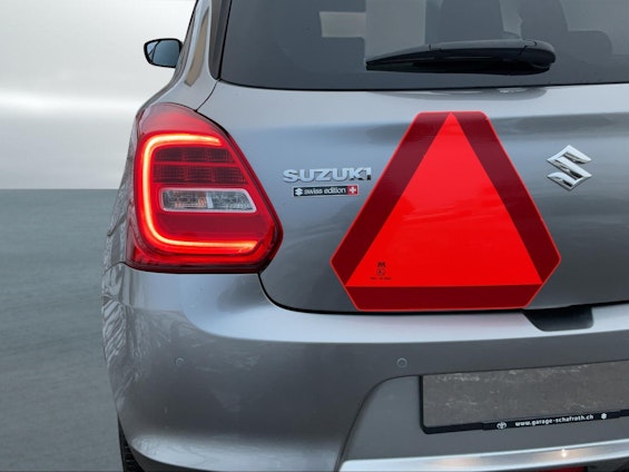 Vehicle image 3 Vehicle image 3