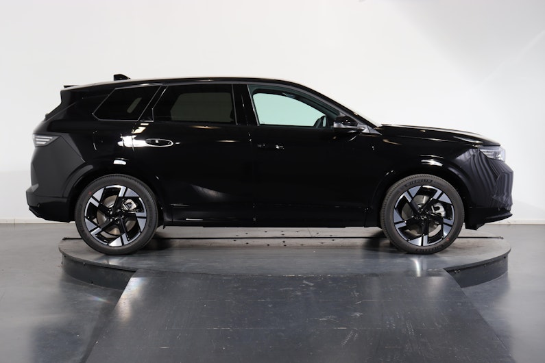 Vehicle image OPEL GRANDLAND