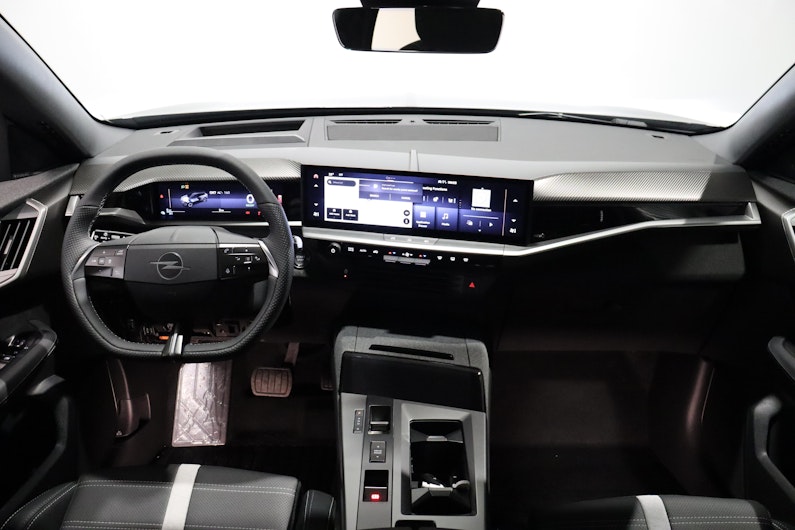 Vehicle image OPEL GRANDLAND