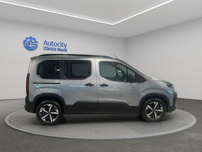 Vehicle image PEUGEOT RIFTER