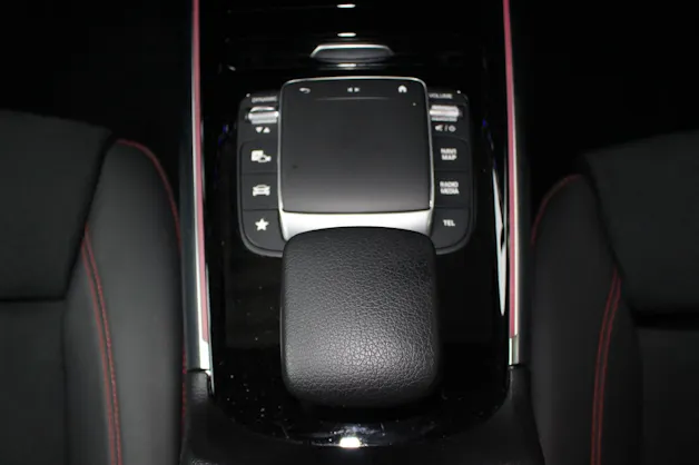 Mercedes-Benz B 200 AMG Line 4Matic