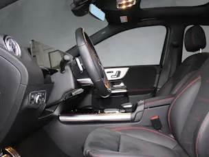 Mercedes-Benz B 200 AMG Line 4Matic