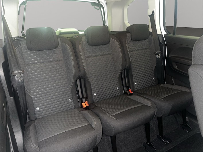 Vehicle image PEUGEOT RIFTER