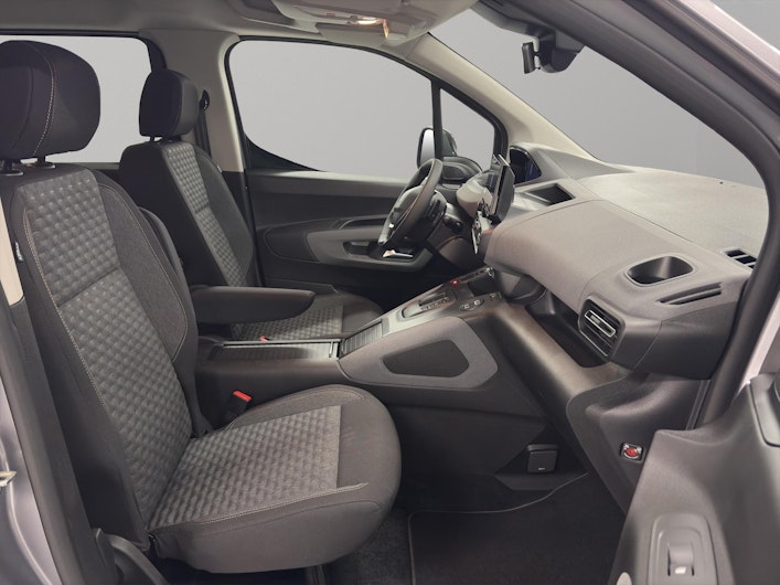 Vehicle image PEUGEOT RIFTER