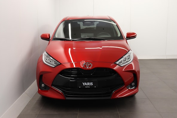 Vehicle image 8